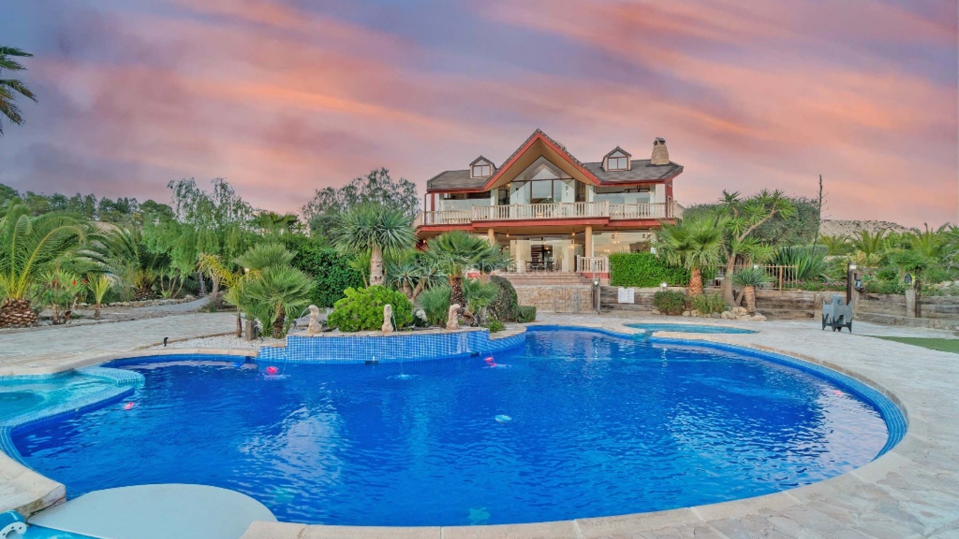 Resale - Villa -
Costa Blanca - Orihuela Costa