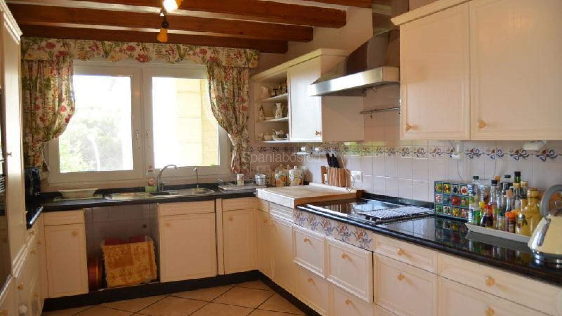 Resale - Villa -
Dehesa de Campoamor - Campoamor