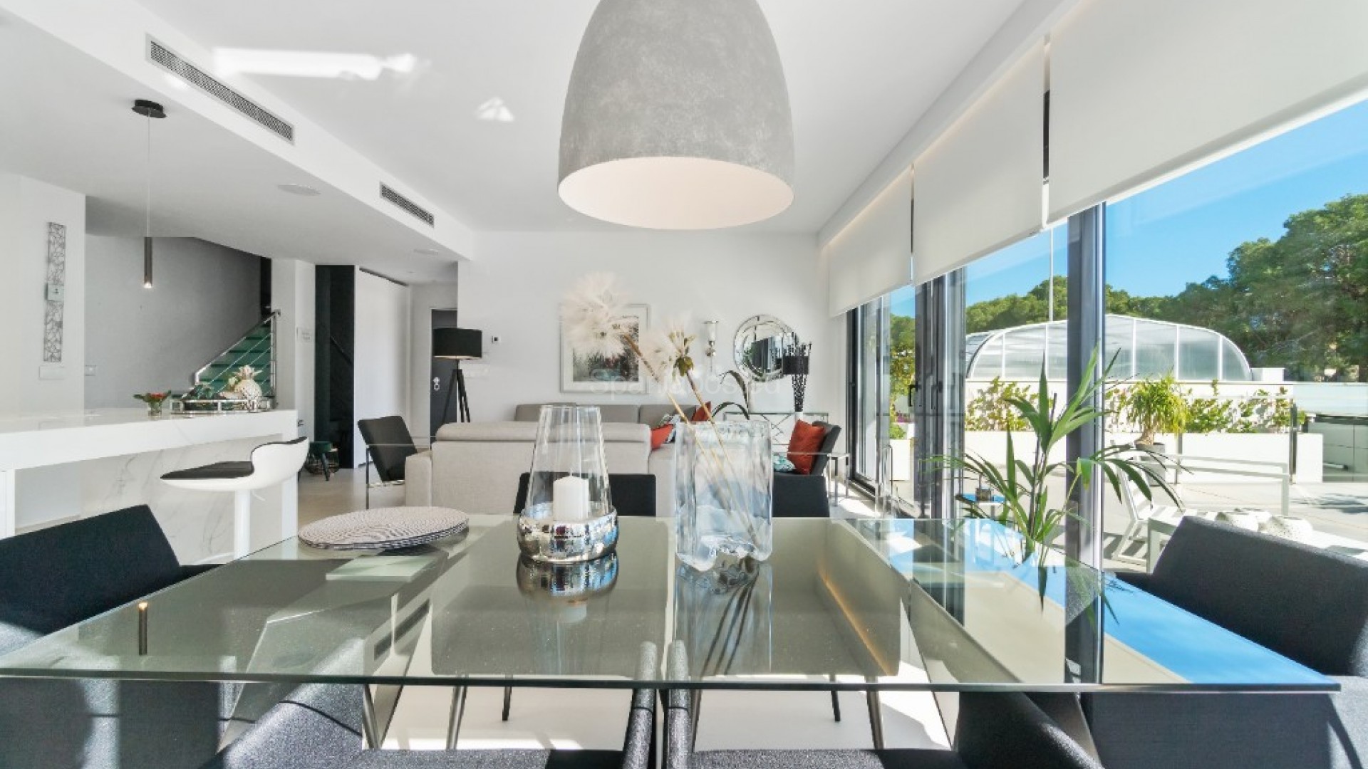 Resale - Villa -
Dehesa de Campoamor - Campoamor