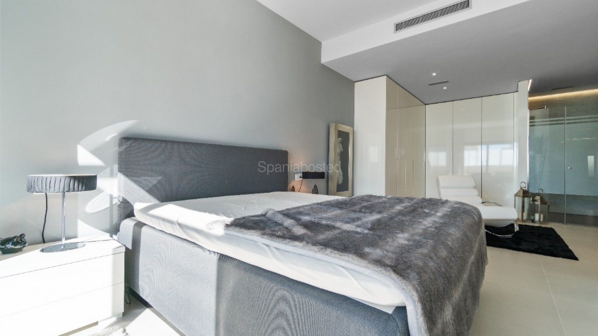 Resale - Villa -
Dehesa de Campoamor - Campoamor