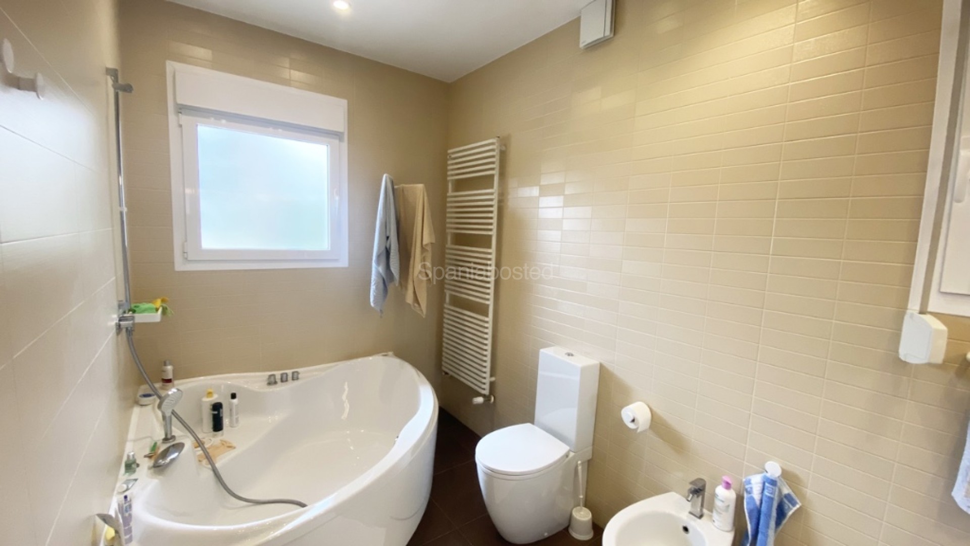 Resale - Villa -
Dehesa de Campoamor - Campoamor