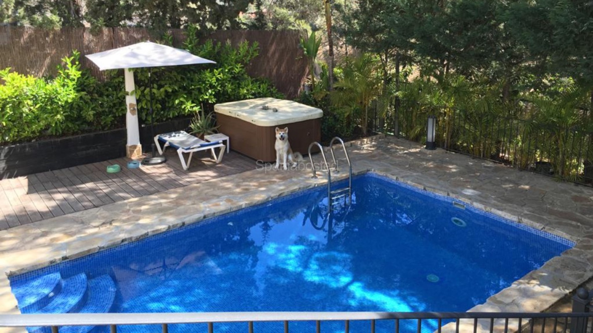 Resale - Villa -
Dehesa de Campoamor - Campoamor