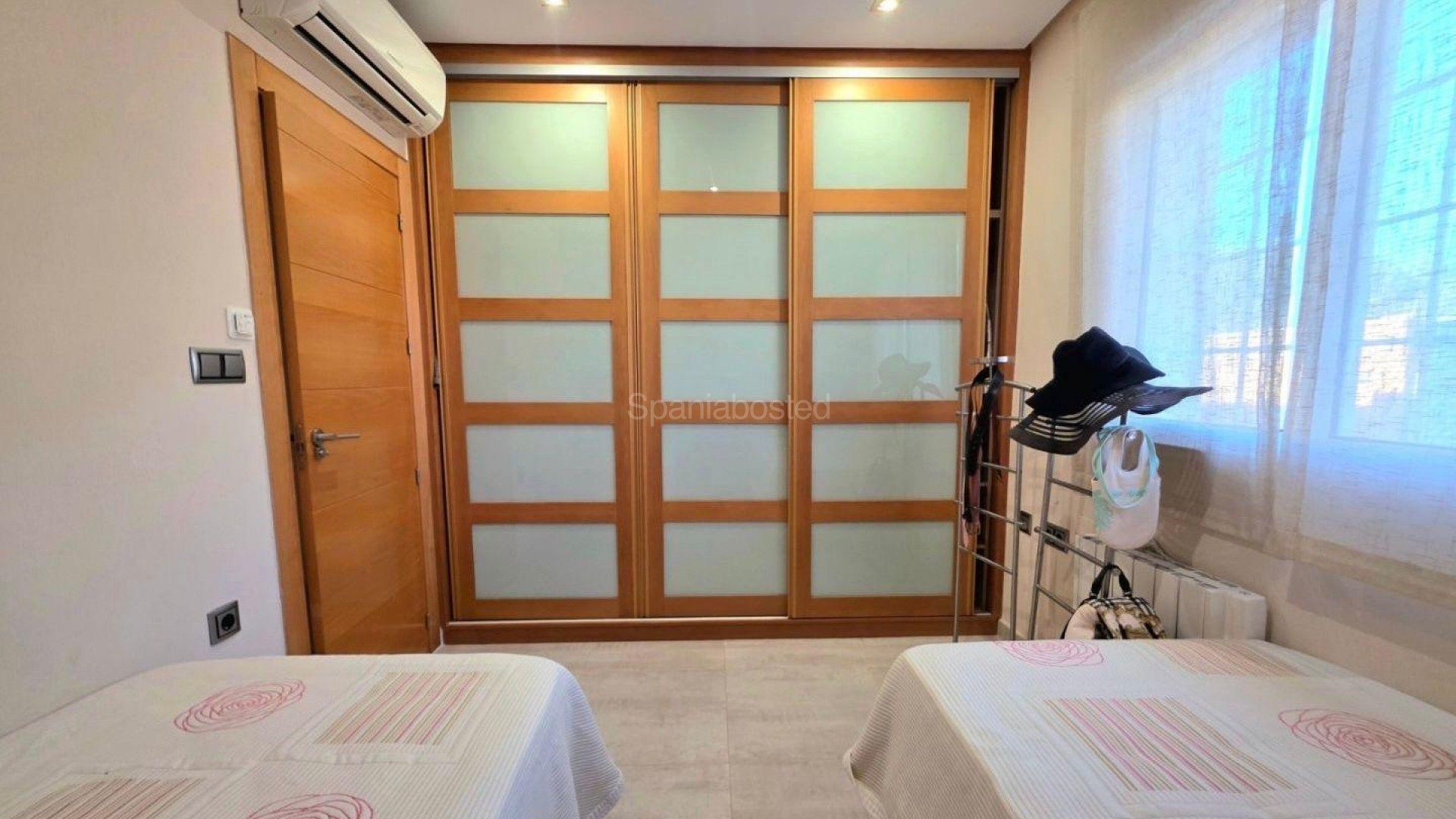 Resale - Villa -
Dehesa de campoamor - Campoamor
