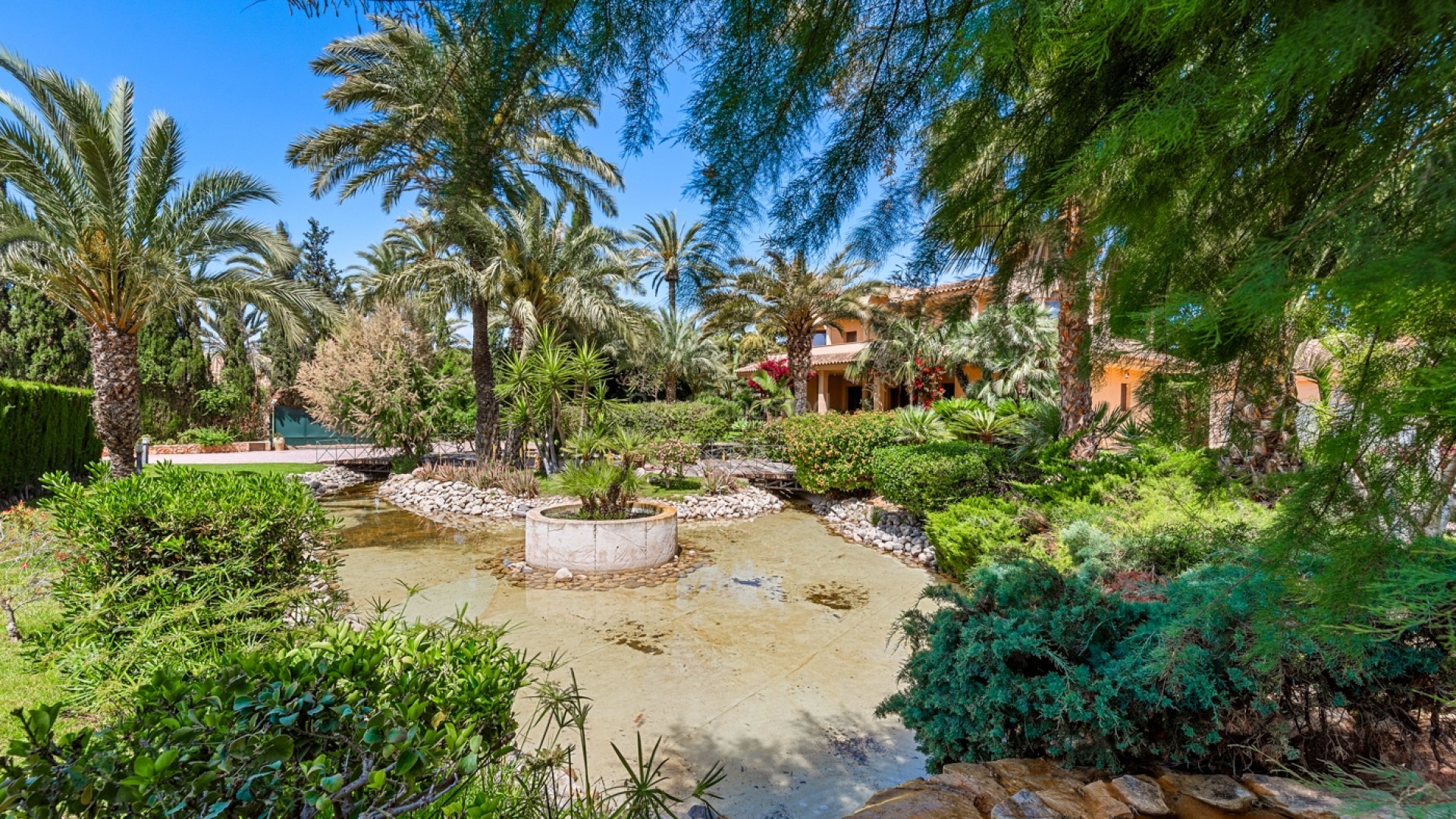 Resale - Villa -
Elche/Elx