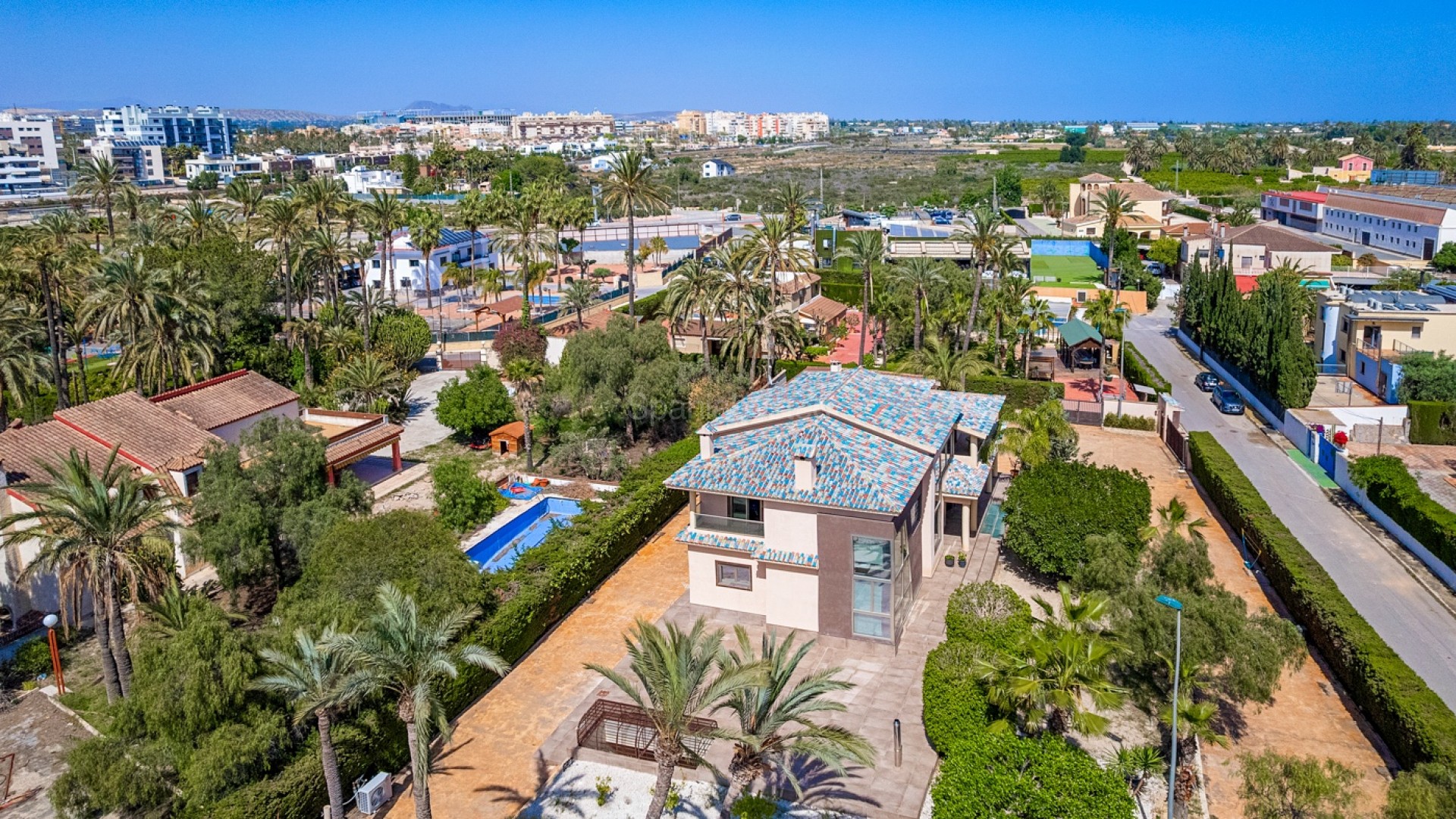 Resale - Villa -
Elche/Elx