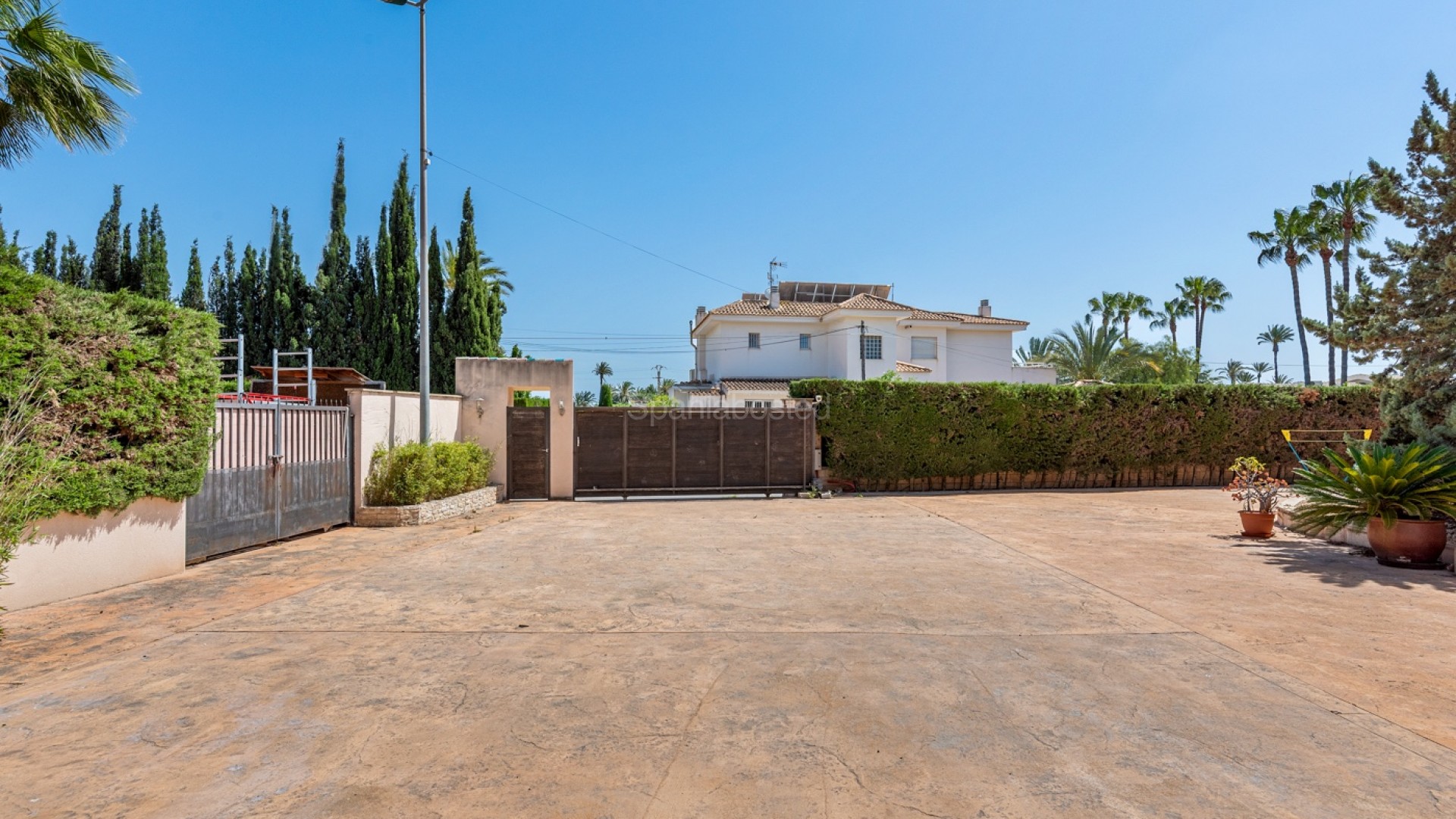 Resale - Villa -
Elche/Elx