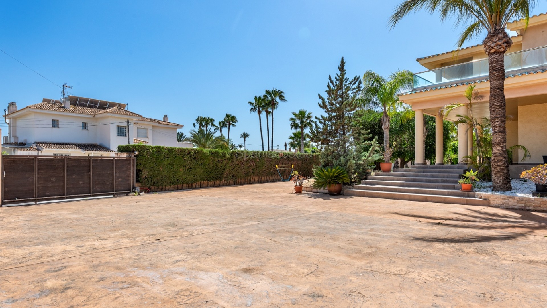 Resale - Villa -
Elche/Elx