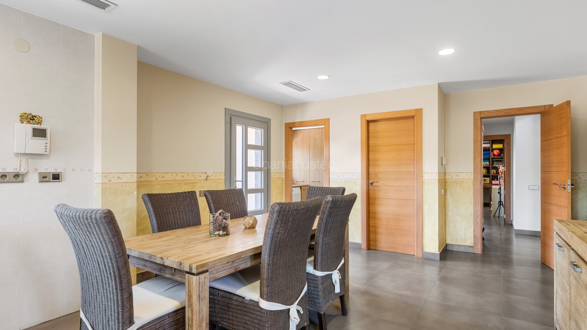 Resale - Villa -
Elche/Elx