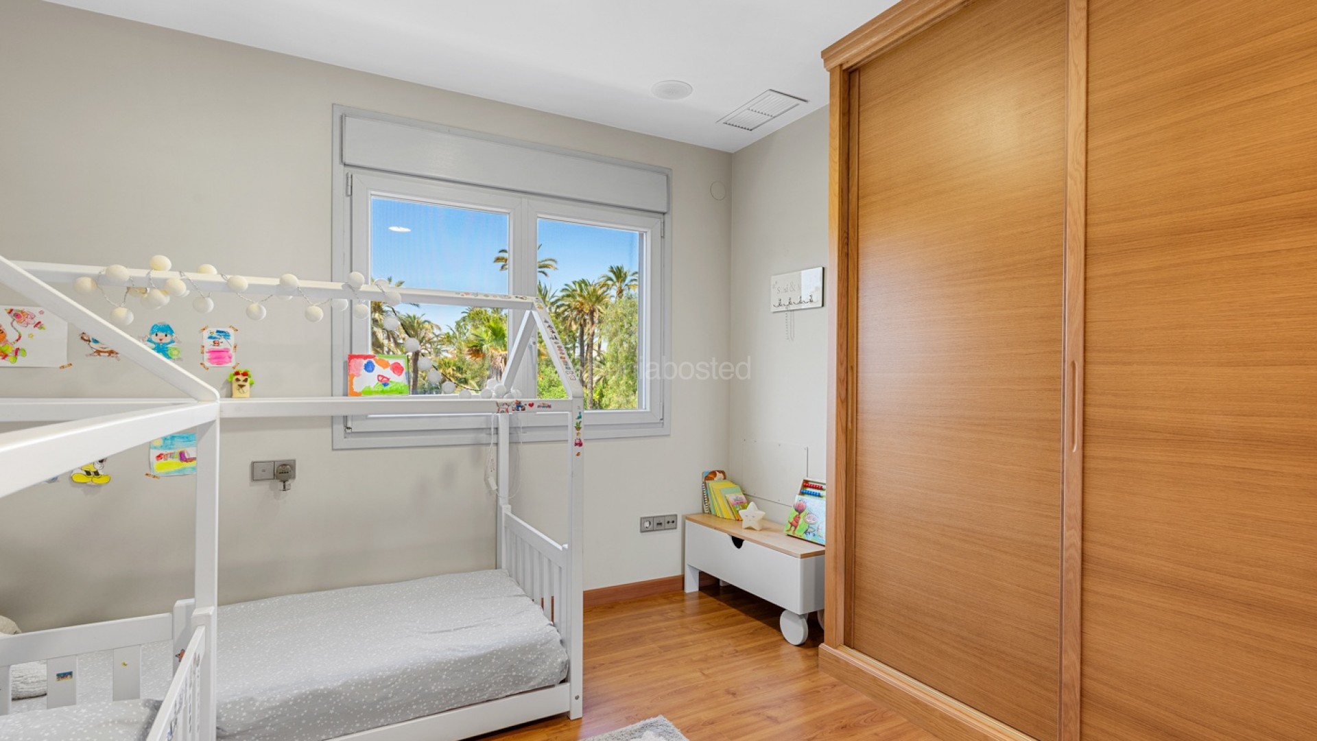 Resale - Villa -
Elche/Elx