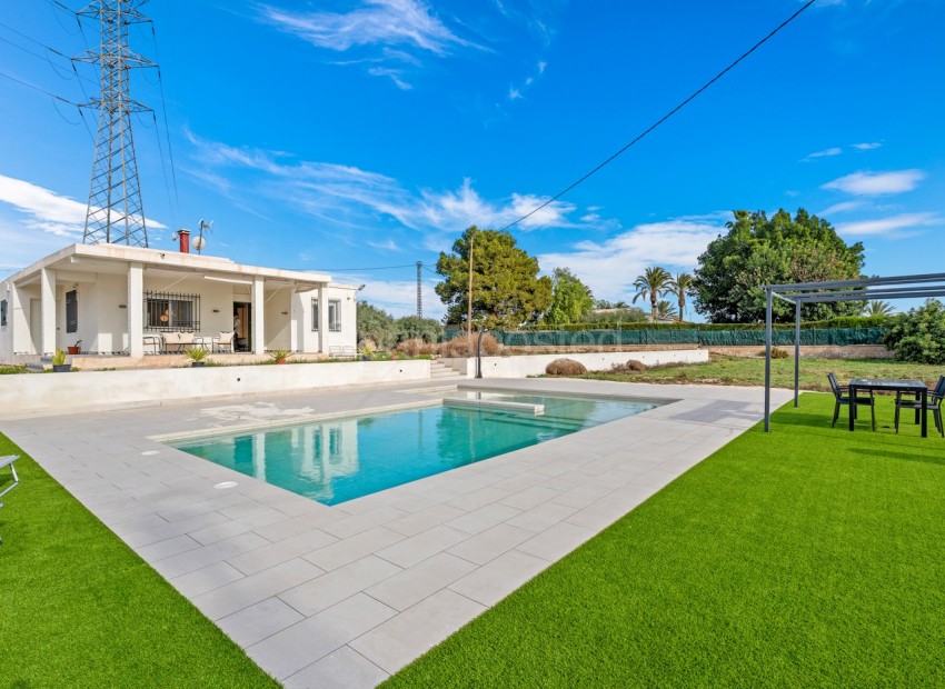 Resale - Villa -
Elche/Elx