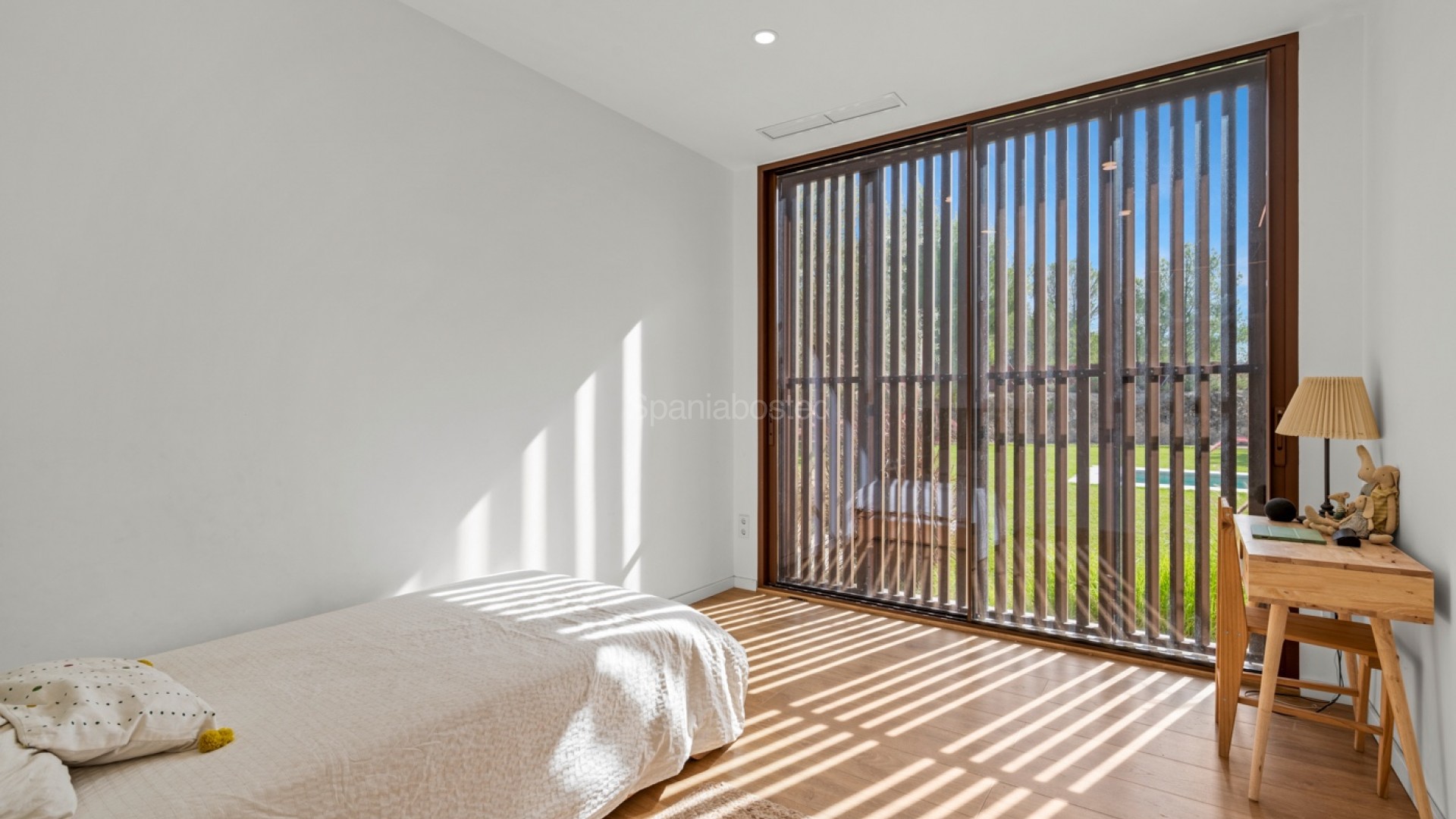 Resale - Villa -
Finestrat