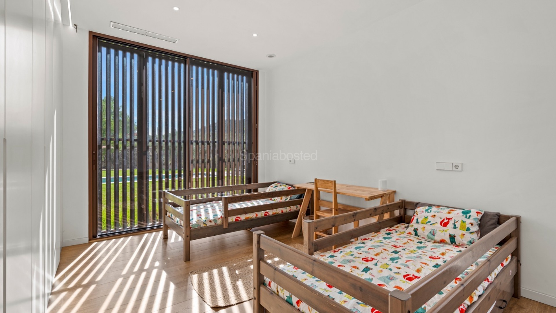 Resale - Villa -
Finestrat