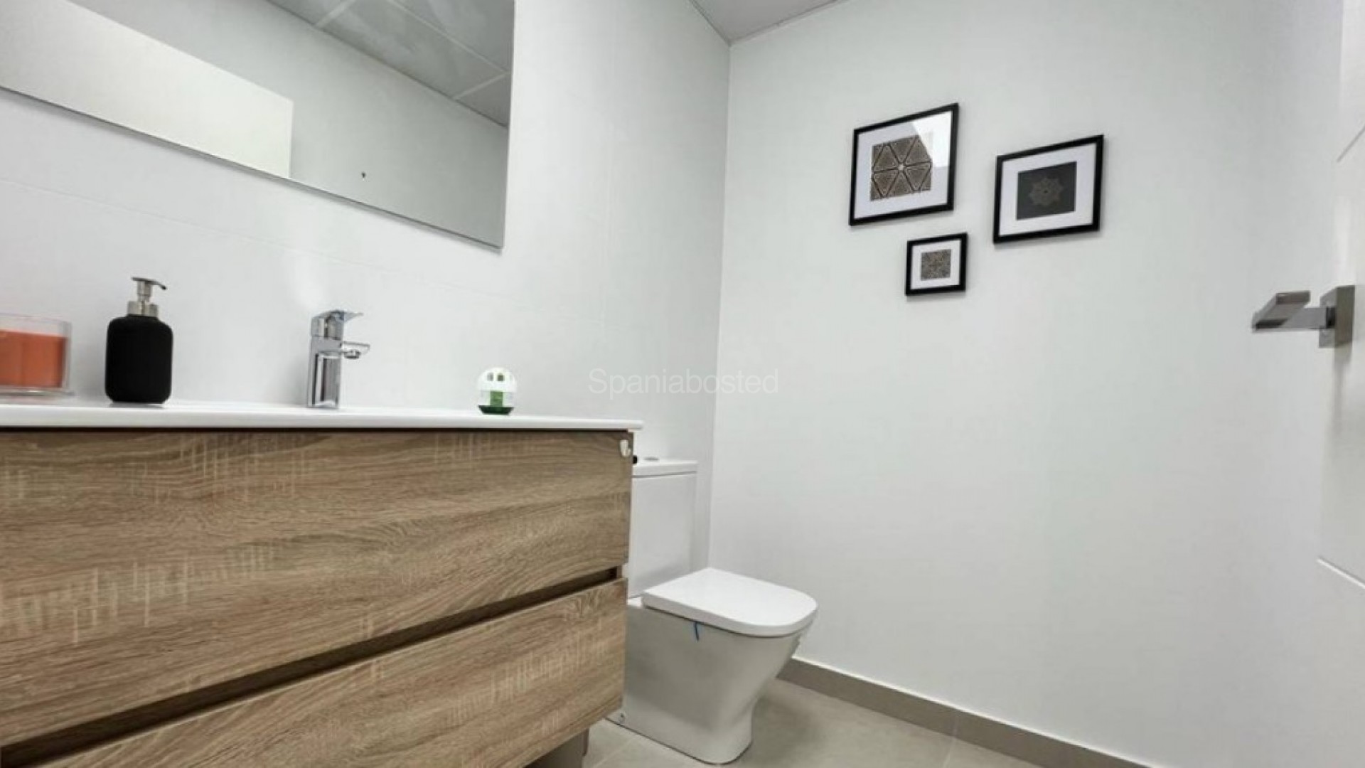 Resale - Villa -
Finestrat