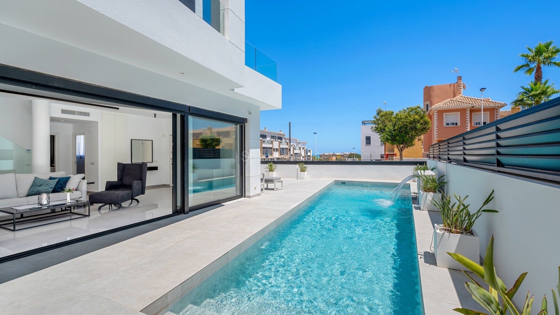 Resale - Villa -
Guardamar del Segura