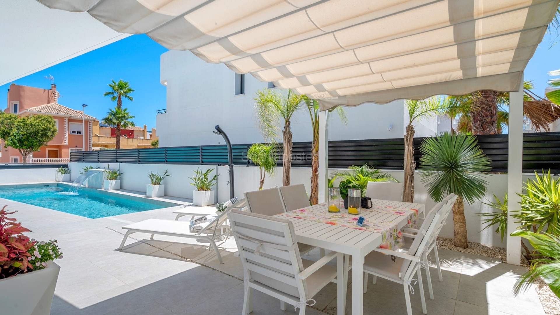 Resale - Villa -
Guardamar del Segura