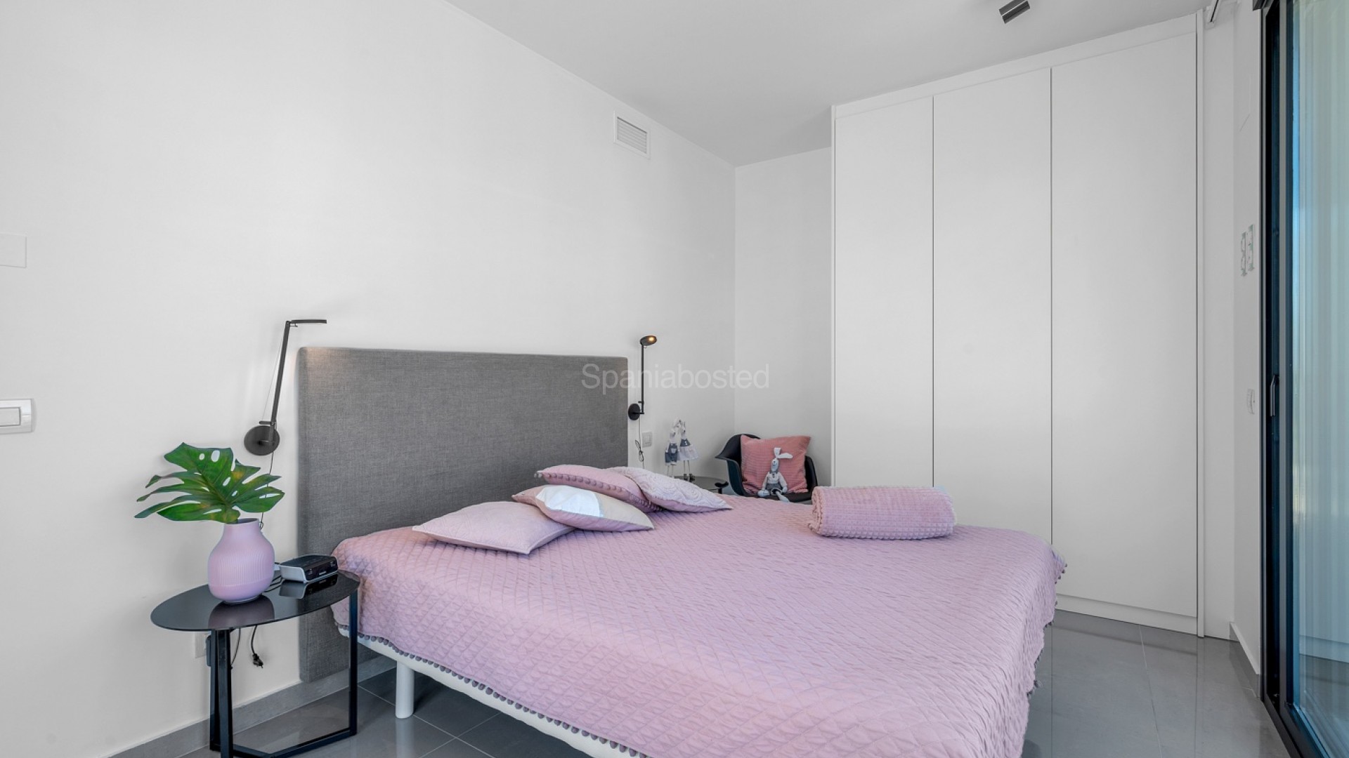 Resale - Villa -
Guardamar del Segura