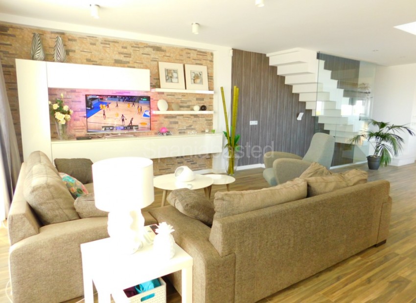 Resale - Villa -
Guardamar del Segura