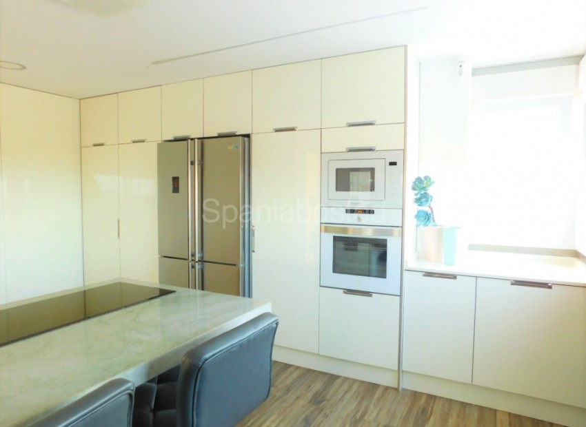 Resale - Villa -
Guardamar del Segura