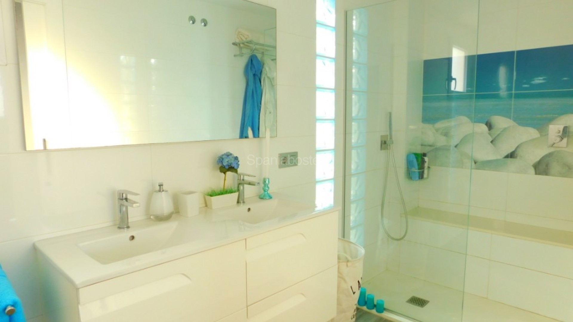 Resale - Villa -
Guardamar del Segura