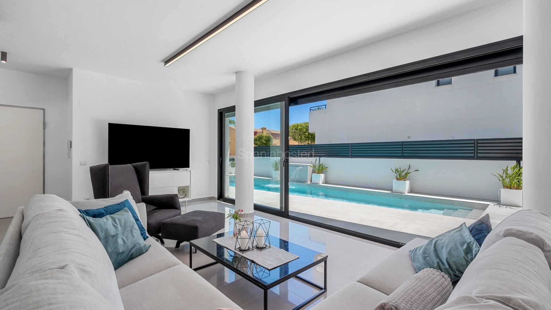 Resale - Villa -
Guardamar del Segura
