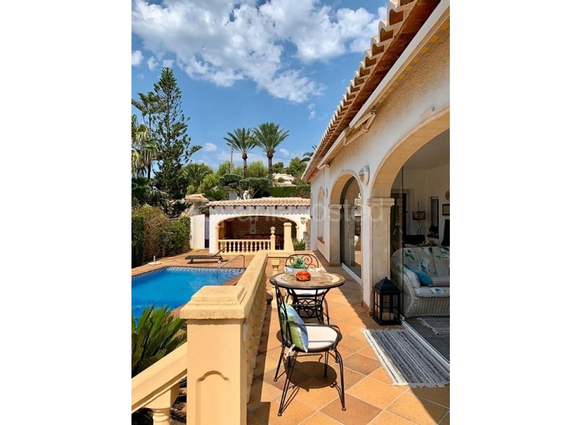 Resale - Villa -
Jávea - Javea