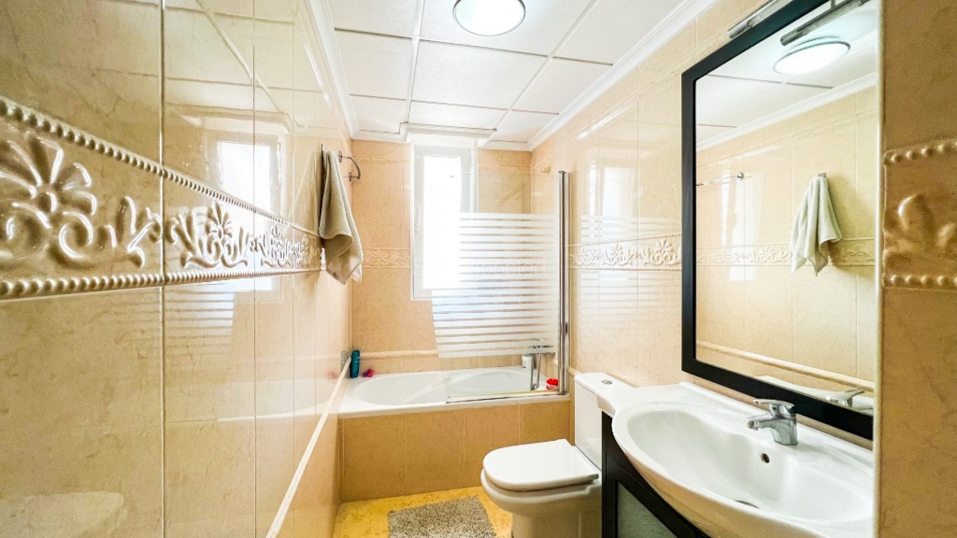 Resale - Villa -
La Mata