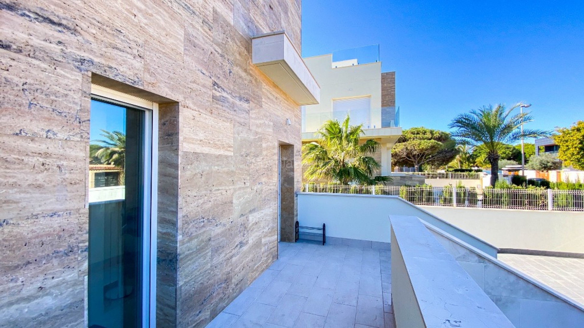 Resale - Villa -
La Zenia