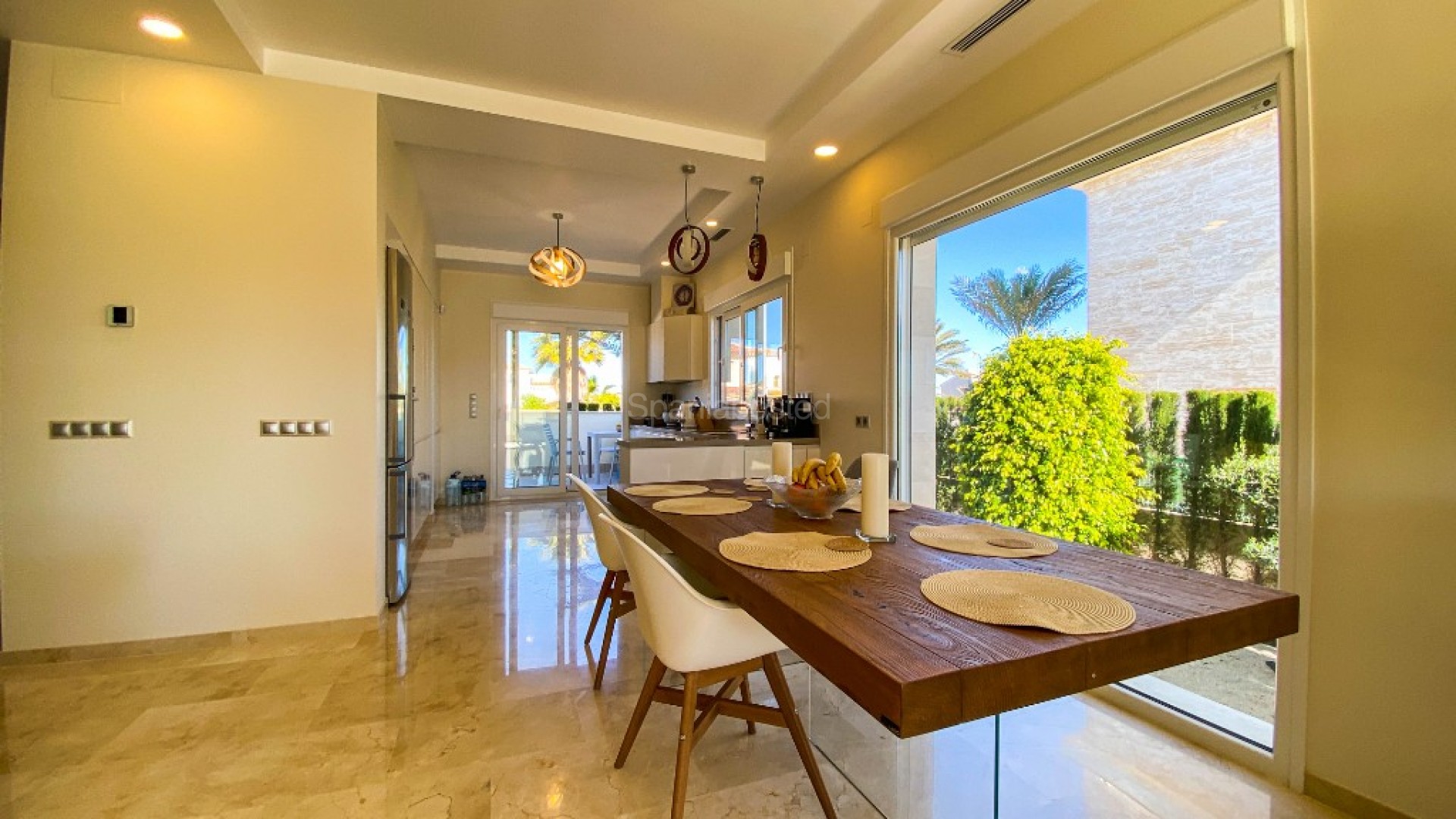 Resale - Villa -
La Zenia