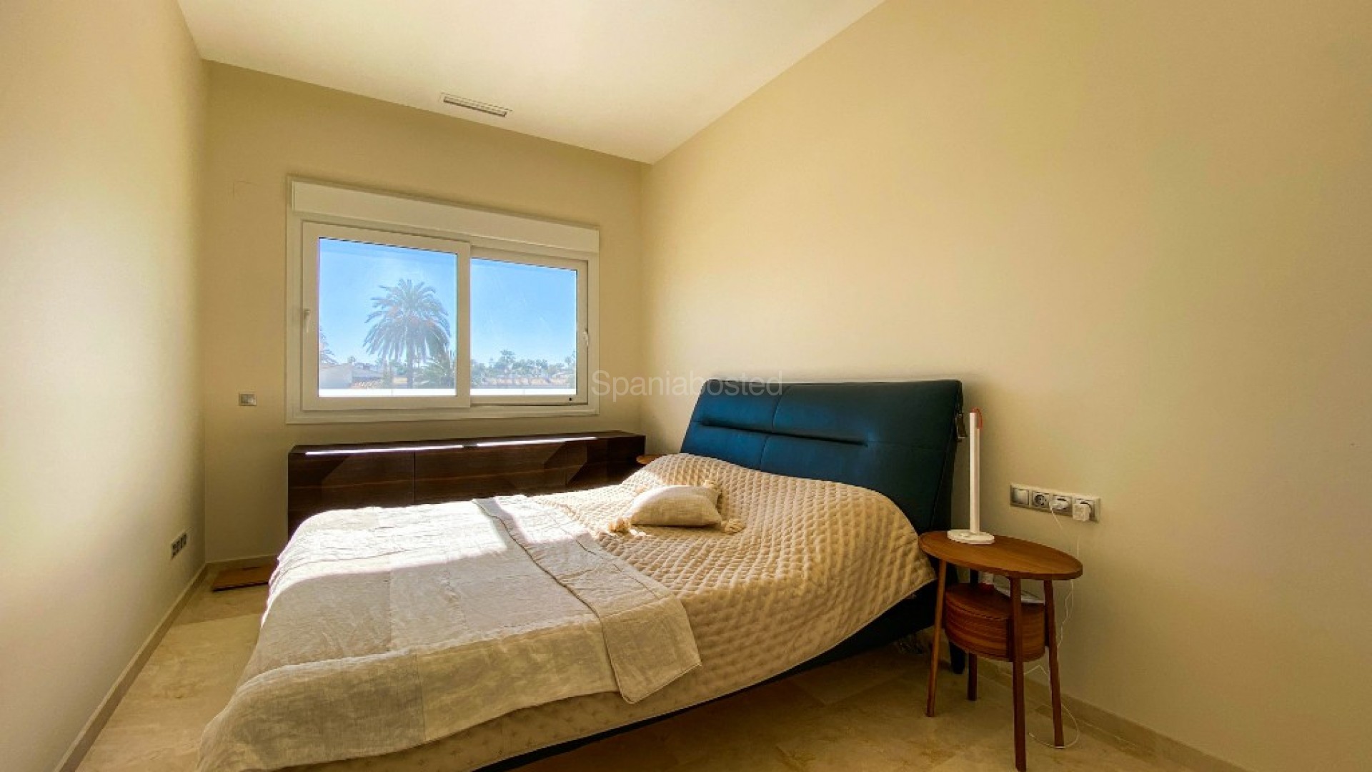 Resale - Villa -
La Zenia