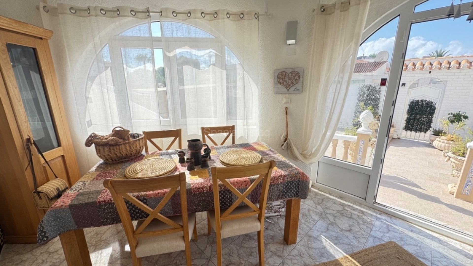 Resale - Villa -
La Zenia