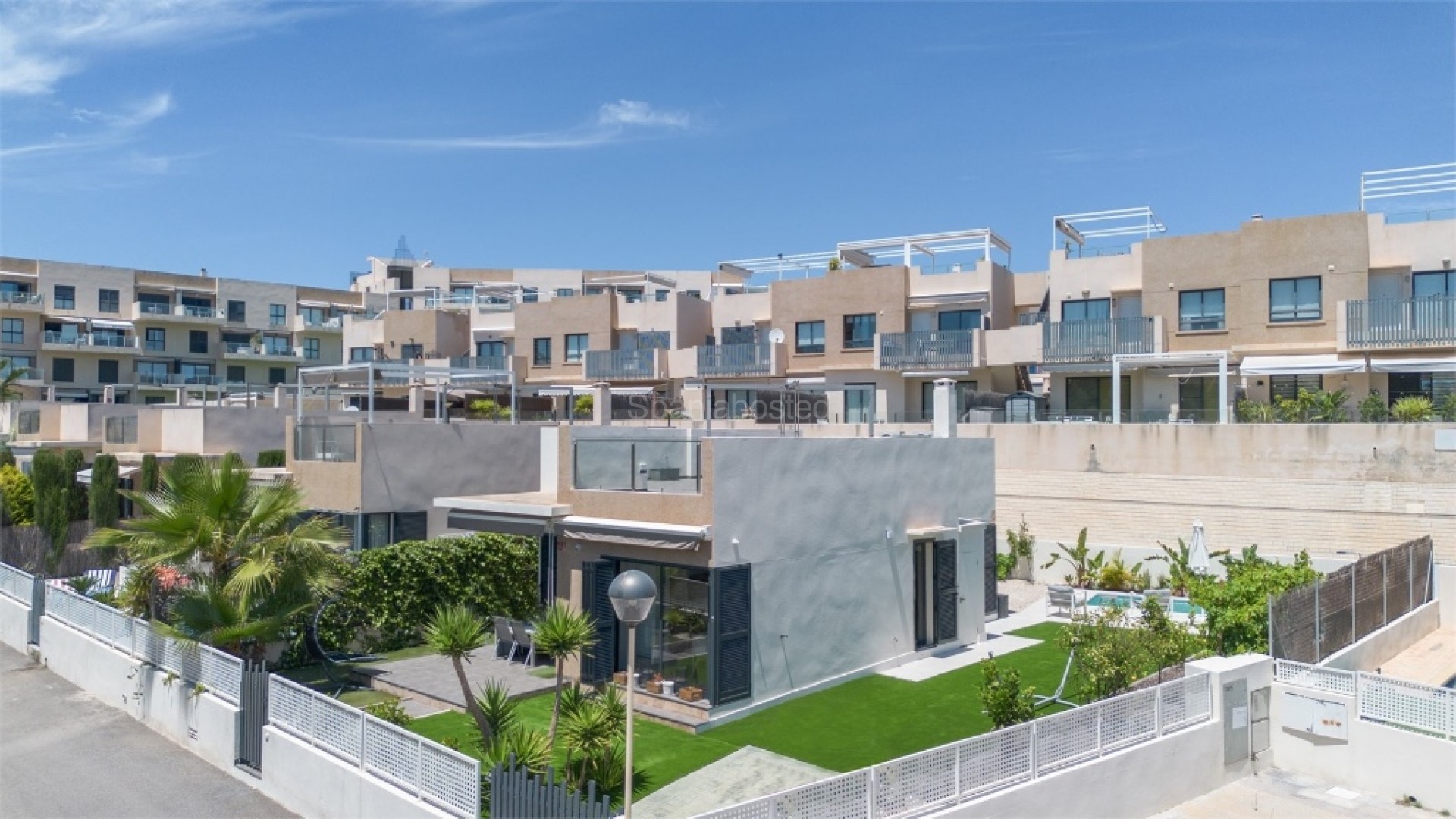 Resale - Villa -
La Zenia