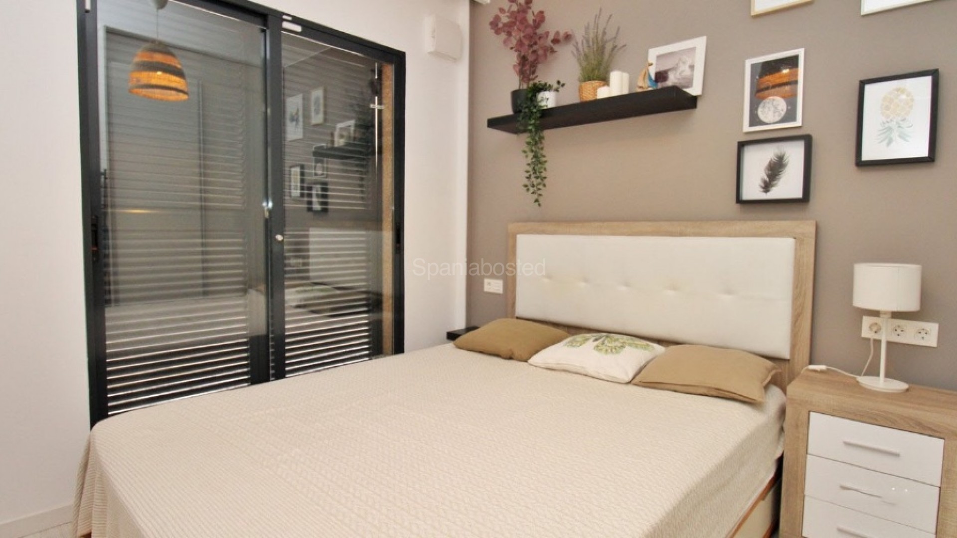 Resale - Villa -
La Zenia