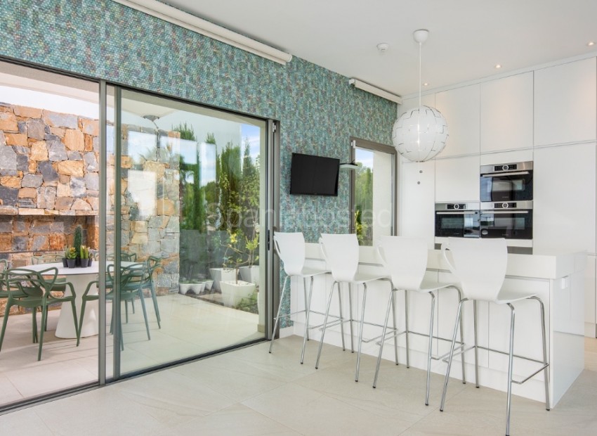 Resale - Villa -
Las Colinas - Las Colinas Golf