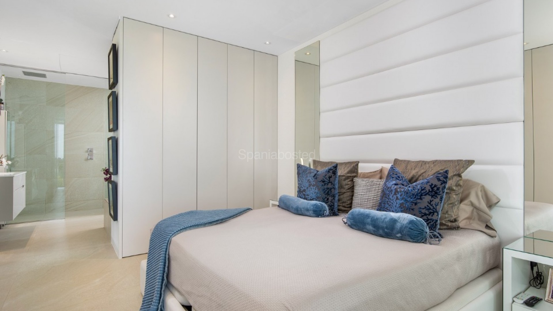 Resale - Villa -
Las Colinas - Las Colinas Golf