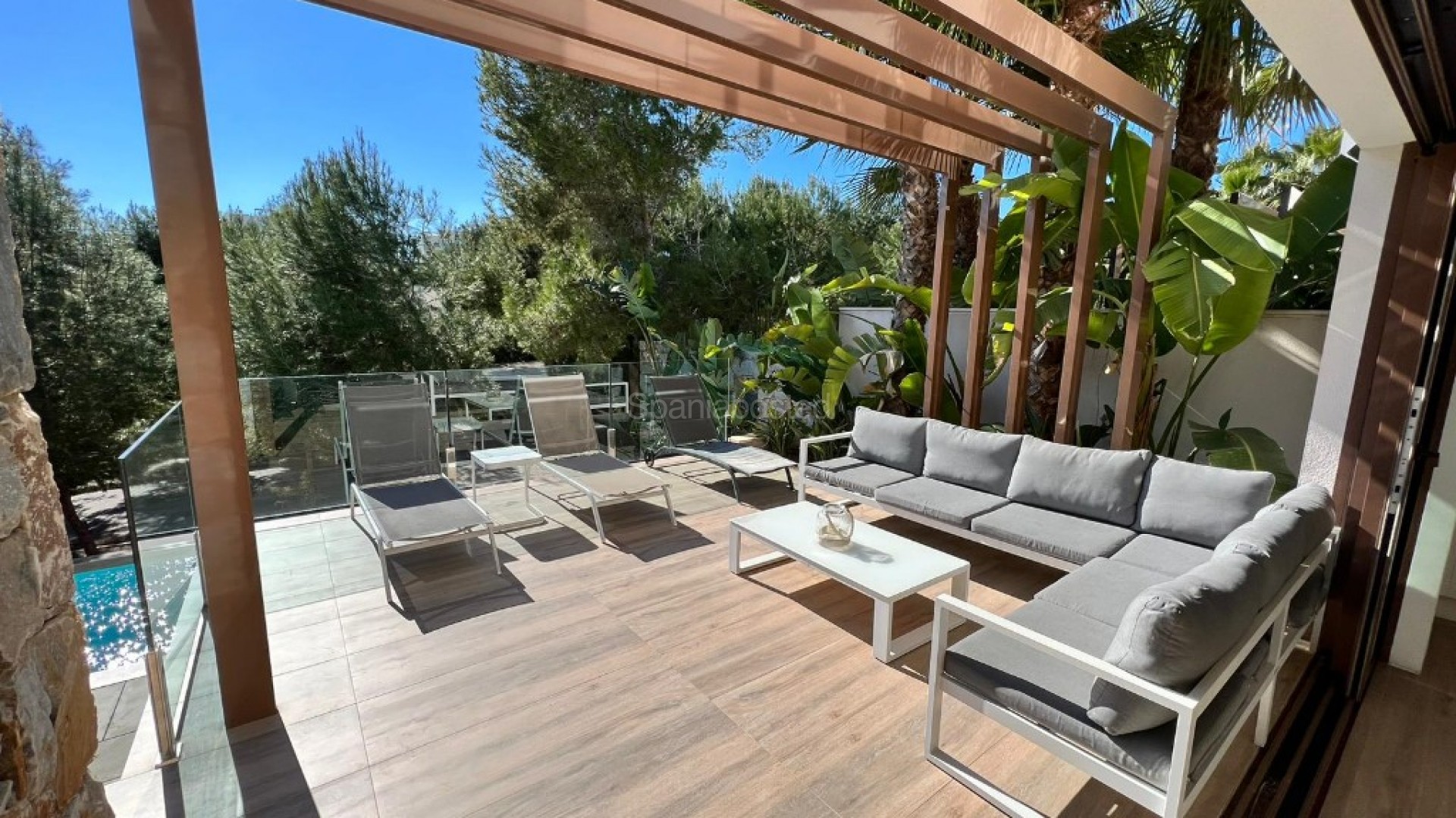 Resale - Villa -
Las Colinas - Las Colinas Golf