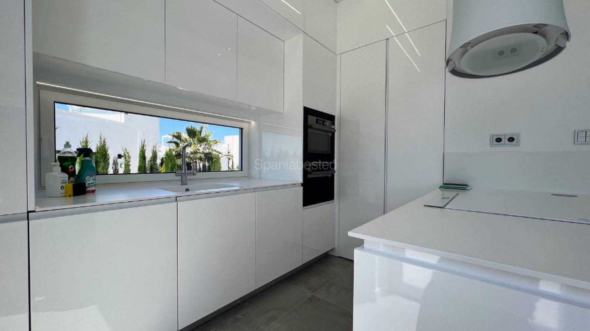 Resale - Villa -
Las Colinas - Las Colinas Golf