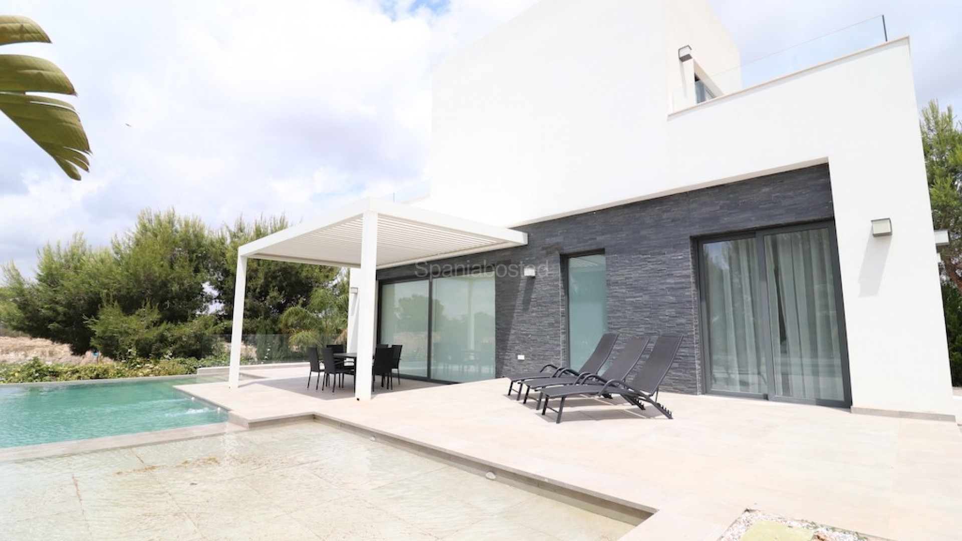 Resale - Villa -
Las Colinas - Las Colinas Golf