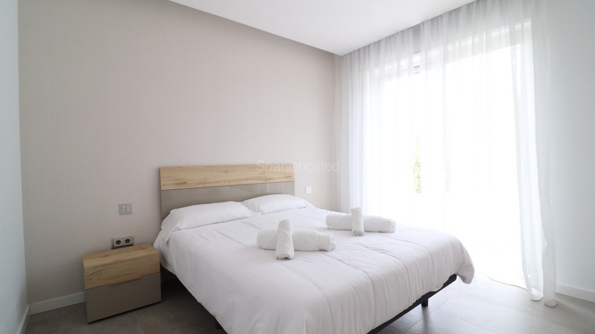 Resale - Villa -
Las Colinas - Las Colinas Golf