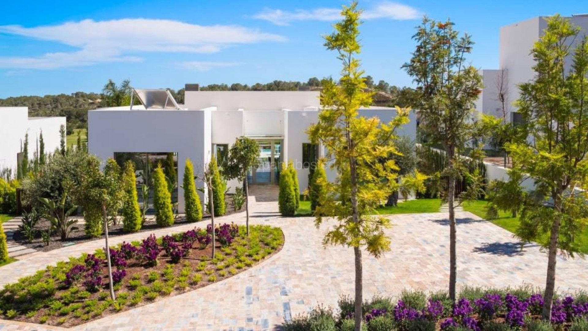 Resale - Villa -
Las Colinas - Las Colinas Golf