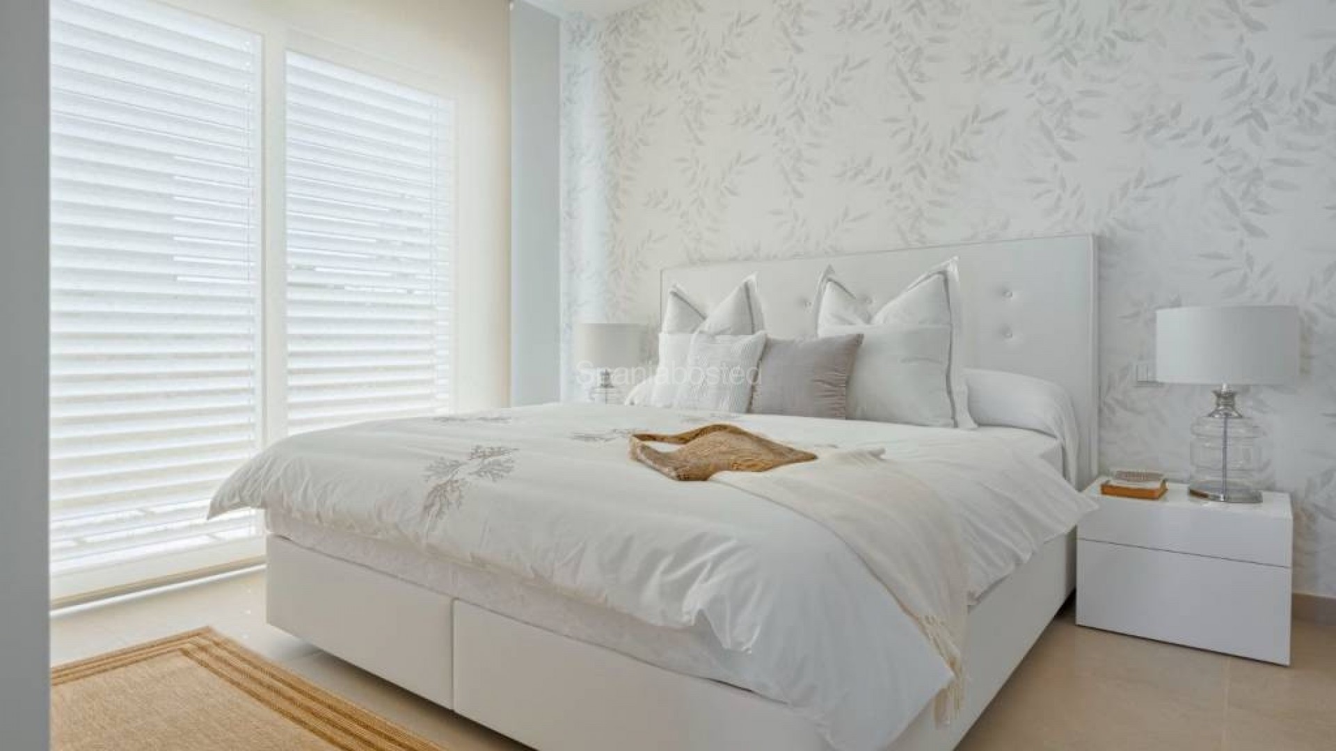 Resale - Villa -
Las Colinas - Las Colinas Golf