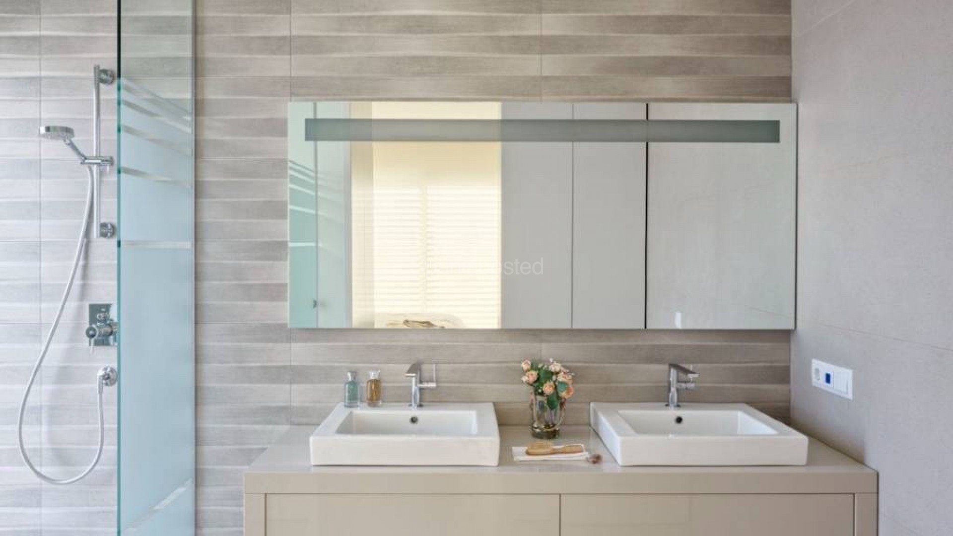 Resale - Villa -
Las Colinas - Las Colinas Golf