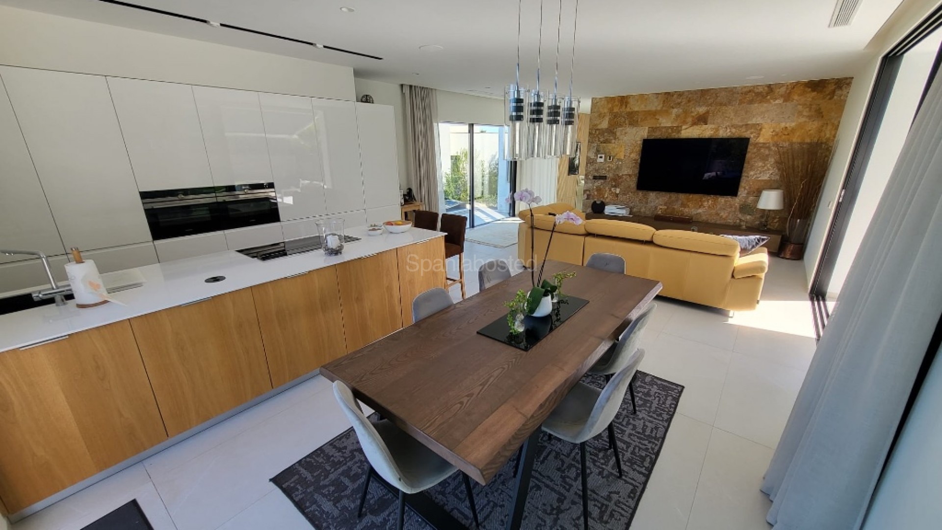 Resale - Villa -
Las Colinas - Las Colinas Golf