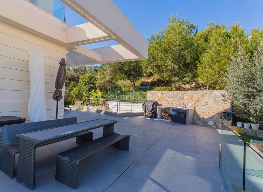 Resale - Villa -
Las Colinas - Las Colinas Golf