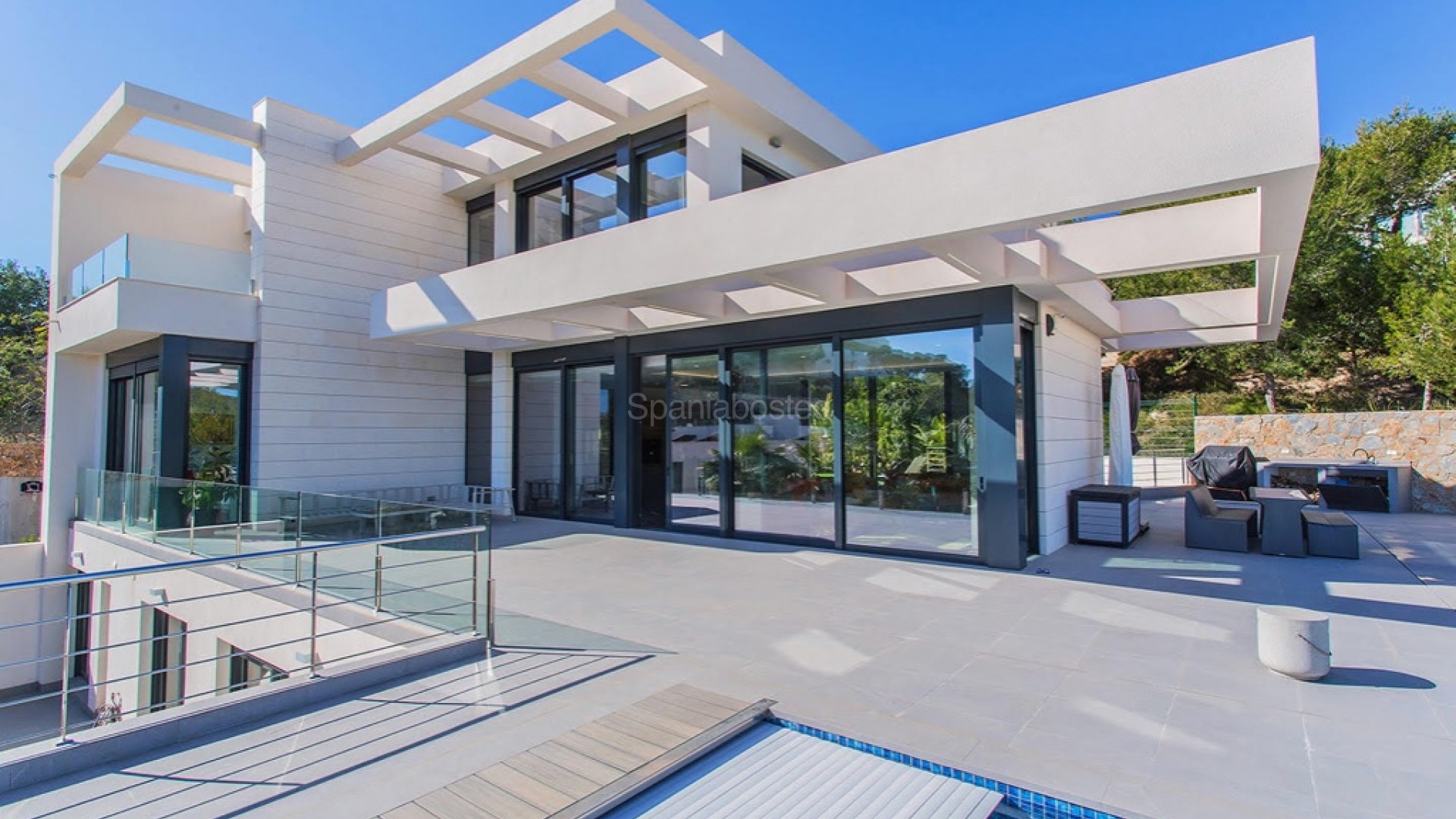 Resale - Villa -
Las Colinas - Las Colinas Golf