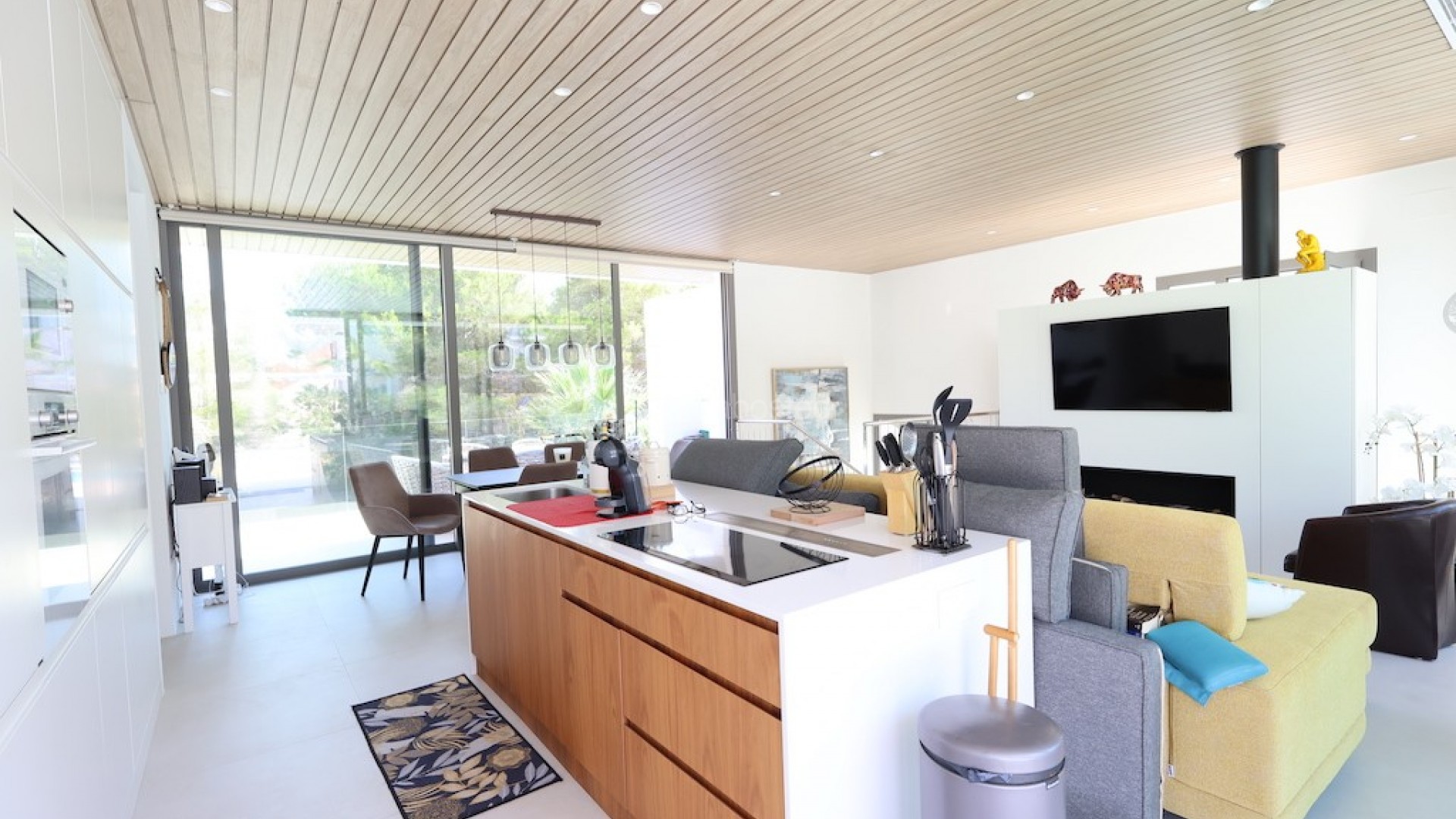 Resale - Villa -
Las Colinas - Las Colinas Golf