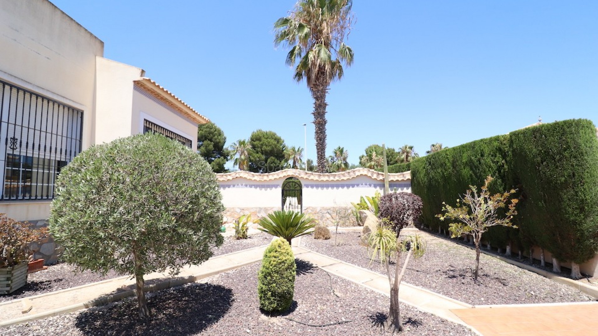 Resale - Villa -
Las Ramblas