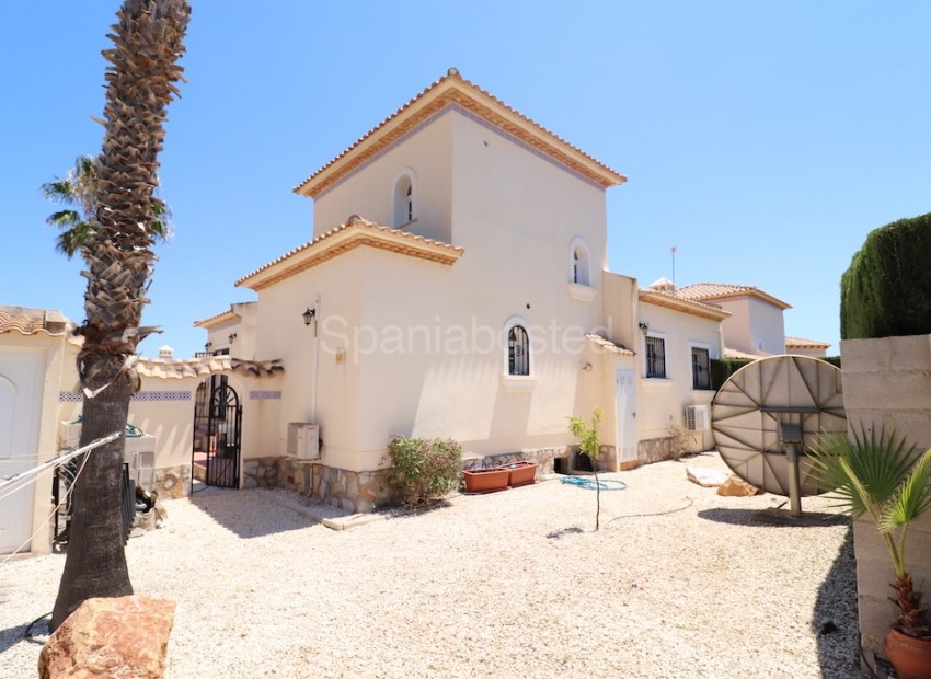 Resale - Villa -
Las Ramblas