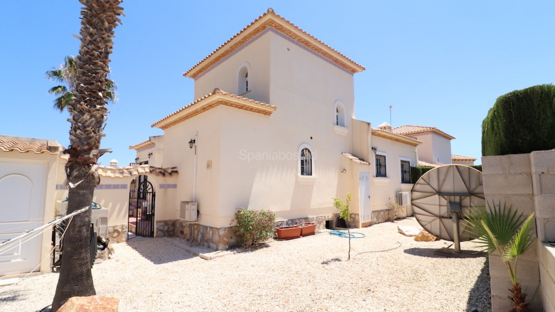 Resale - Villa -
Las Ramblas