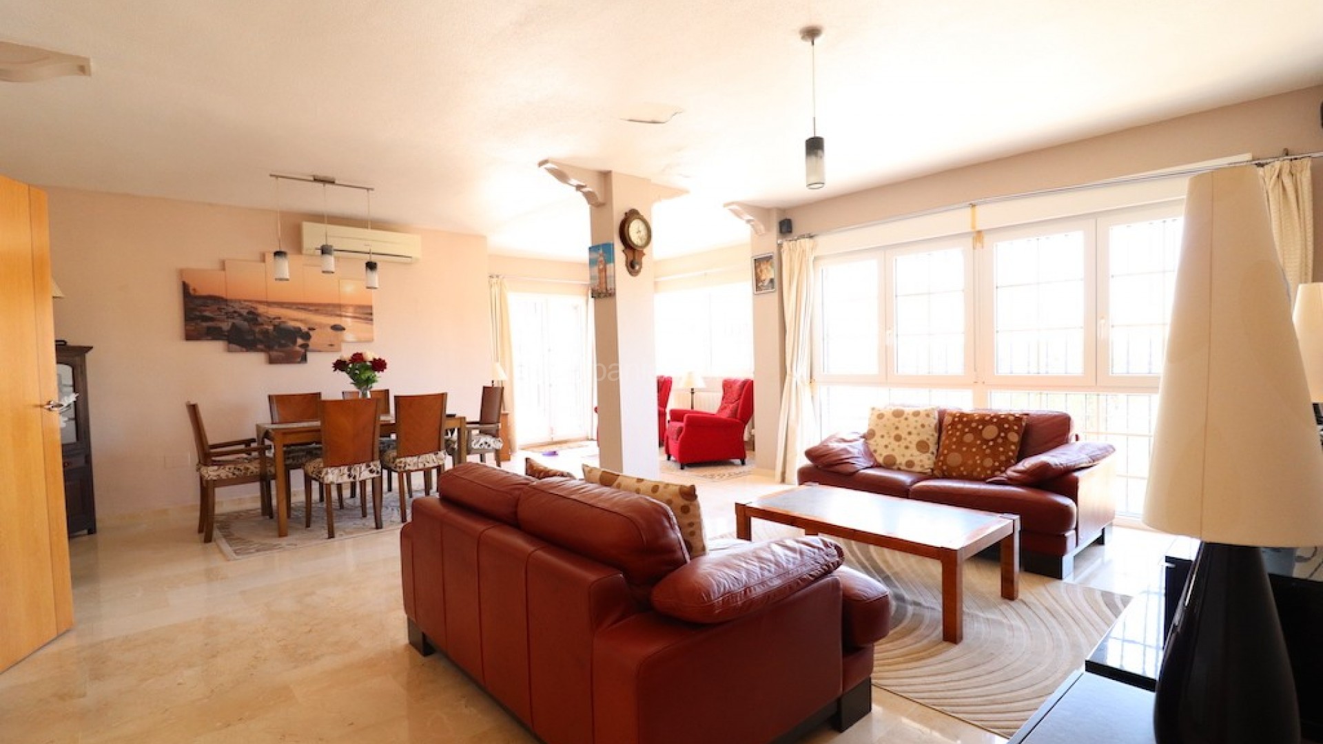 Resale - Villa -
Las Ramblas