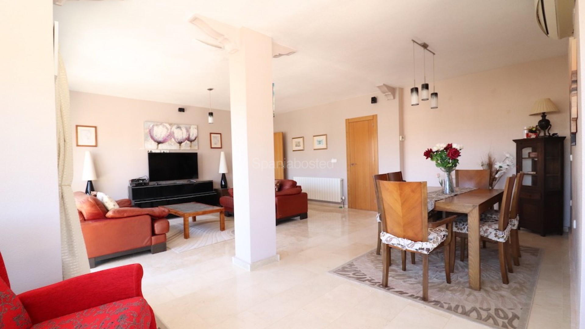Resale - Villa -
Las Ramblas